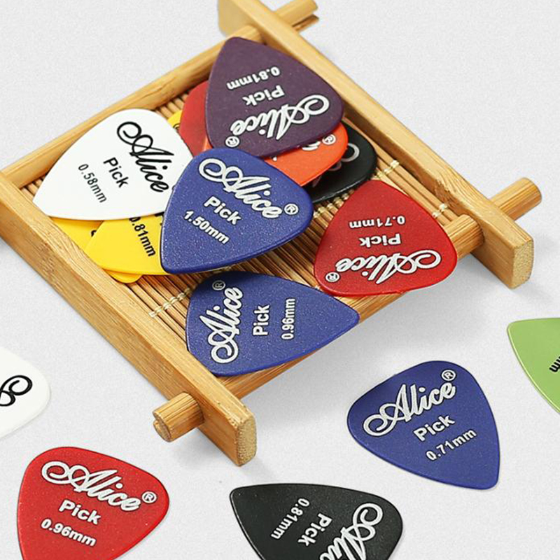 Guitar Capo Storage Hooks Bron - Bass Guitar Strings 评论和价格