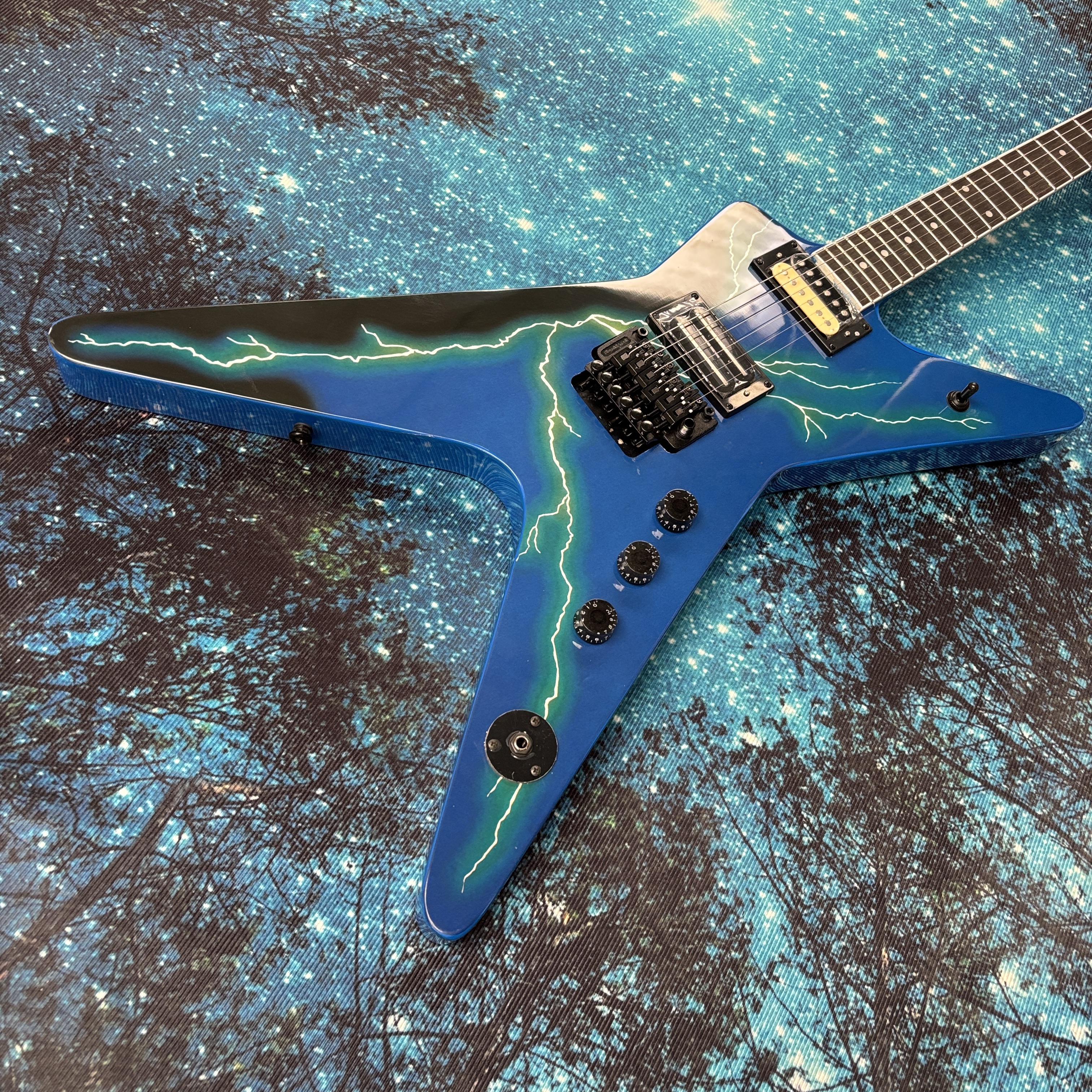 6-String Electric Guitar, Maho - Bass Guitar Strings 评论和价格